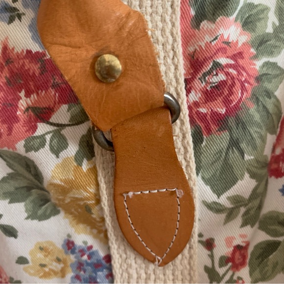 VINTAGE circa 1990 Victoria Secret Duffel Bag - Picture 5 of 8